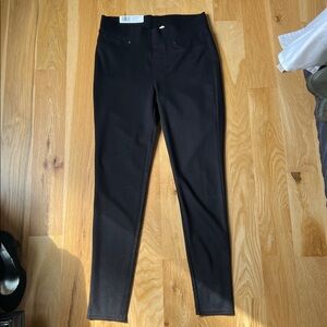 NWT Seven7 Pull-On Ponte Skinny Leggings - Black - Size Medium